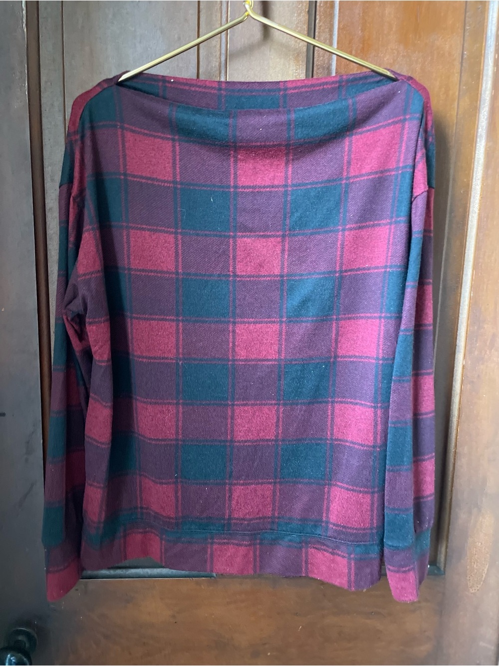 Maurices women's large long sleeve red / black plaid top